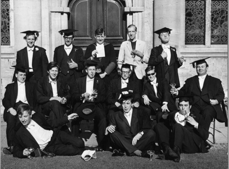 : Photograph of the 1964 English Finalists at St Edmund Hall Archives AUL/M 2/4/8