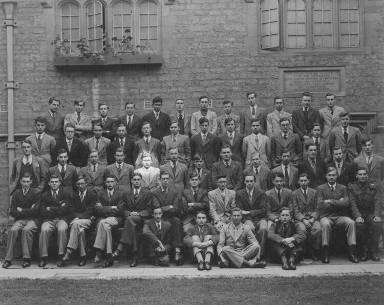 1941 Matriculation. John Steele is the fifth person on the third row. Source: St Edmund Hall