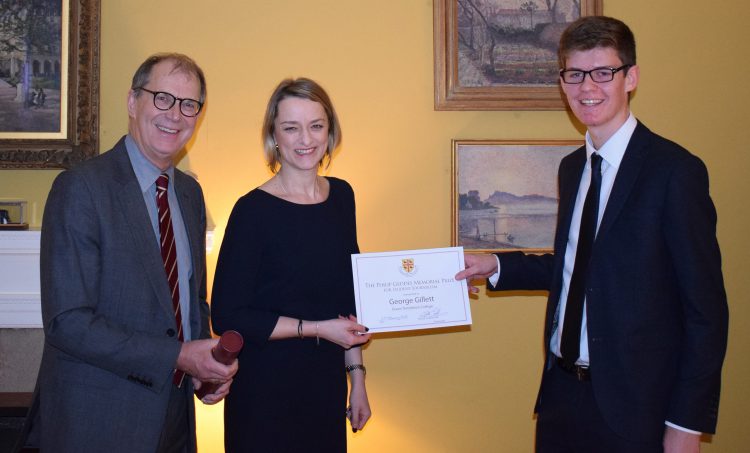 George Gillett receiving the Geddes Prize from Laura Kuenssberg, with Principal Keith Gull