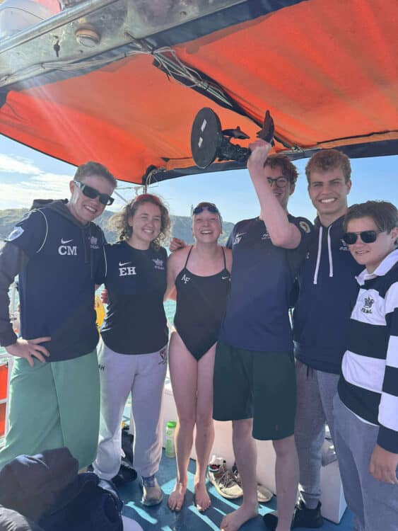 IMG_7248_channelrelay_lowres Oxford team in English Channel open-water relay