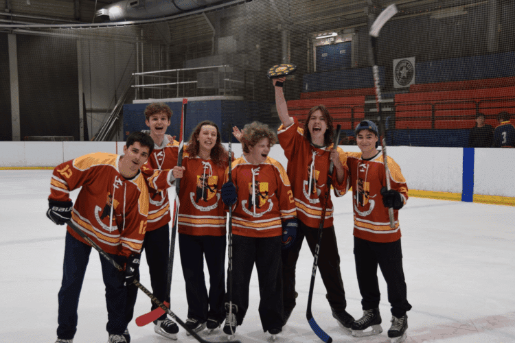 Icey Hockey Cuppers winning team group photo