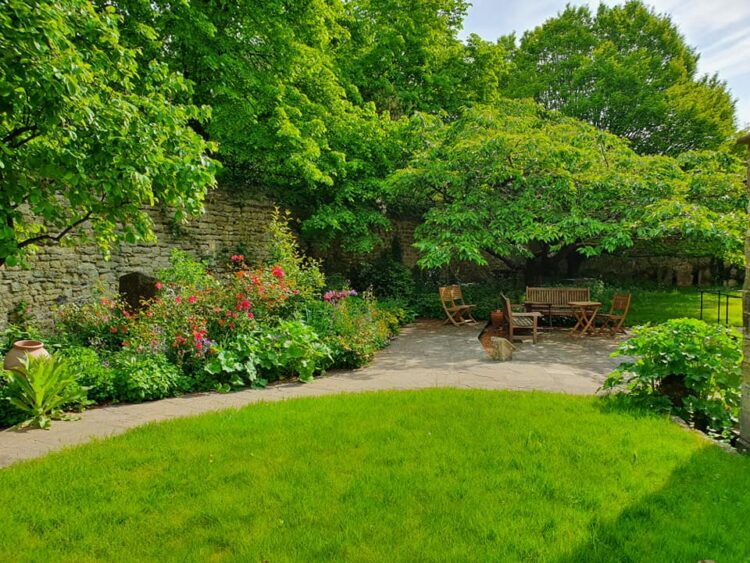 Broadbent Garden