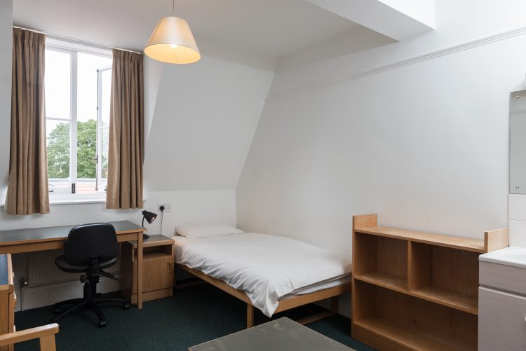 Room 2.5 at 19 Norham Gardens