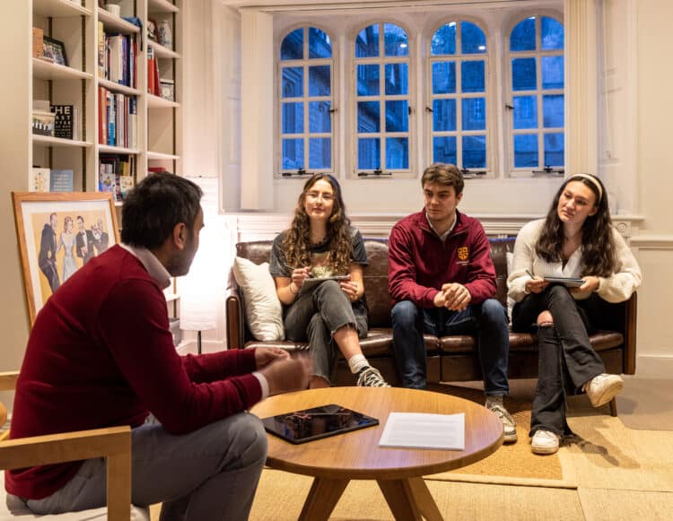 Science Tutorial with tutor and 3 students in 2022