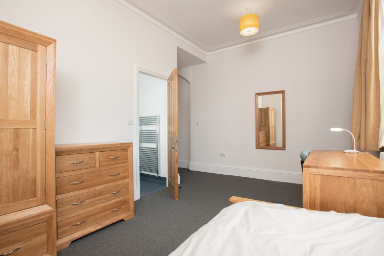 Room 1-3 at 26 Norham Gardens