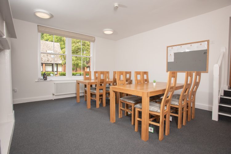 Dining area on the ground floor at 26 Norham Gardens