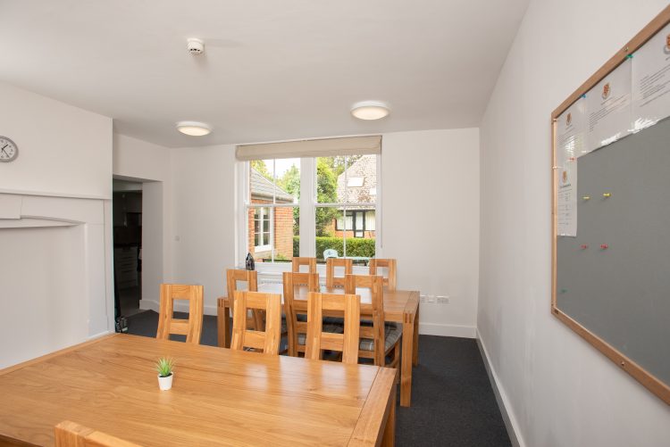 Dining area on the ground floor at 26 Norham Gardens