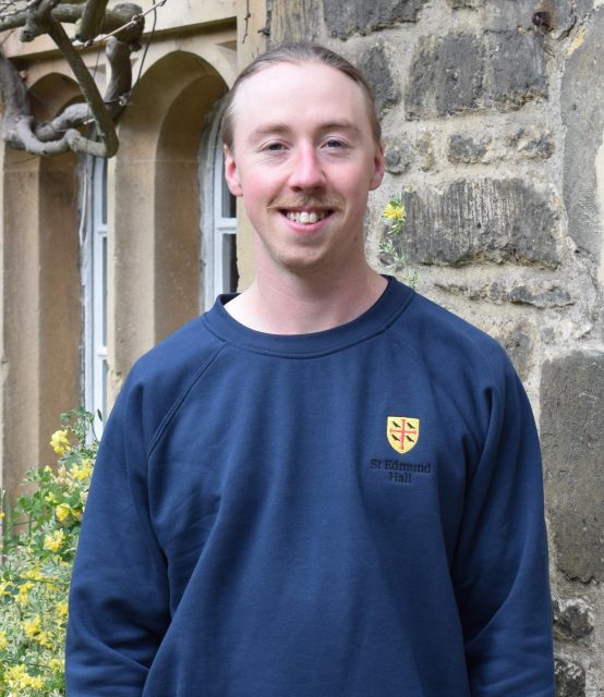 Tom  Gallagher