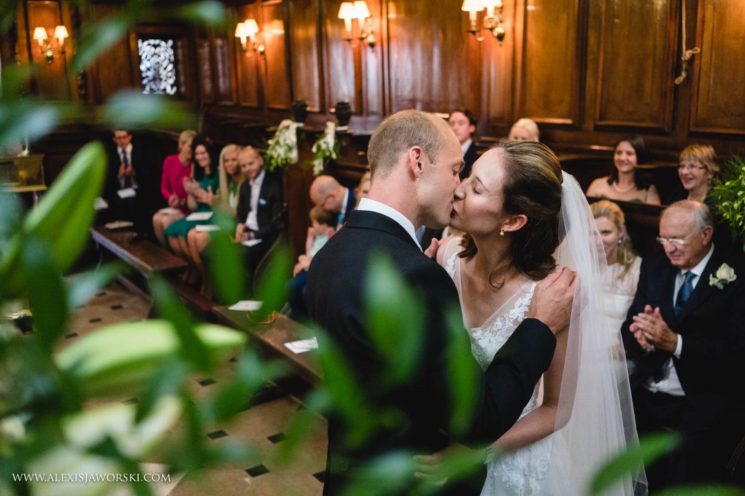 A wedding in the St Edmund Hall Chapel, photo by Alexis Jaworski